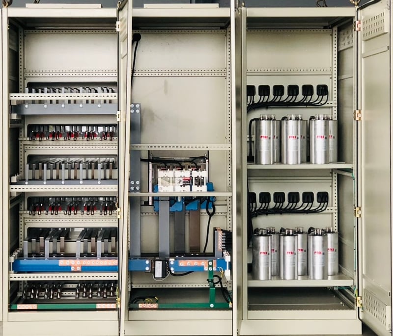 ตู้ Mdb Main air circuit breaker Schneider 2000A MVS20N breaker ย่อย Schneider 14 ตัว Capbank 12x30kvar Pipat 098-2641749 ตู้ Mdb Main air circuit breaker Schneider 2000A MVS20N breaker ย่อย Schneider 14 ตัว Capbank 12x30kvar Pipat 098-2641749