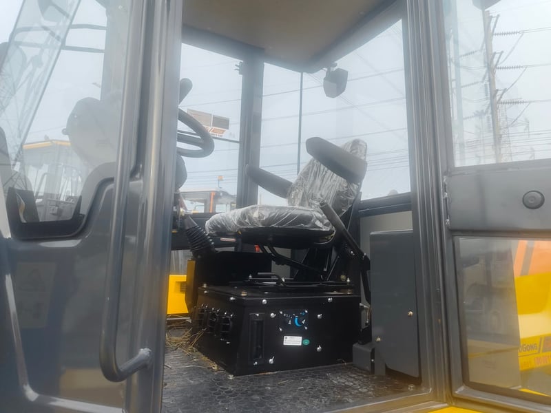 ขายรถตักคอกเกษตร 