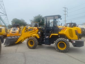 ขายรถตักคอกเกษตร 