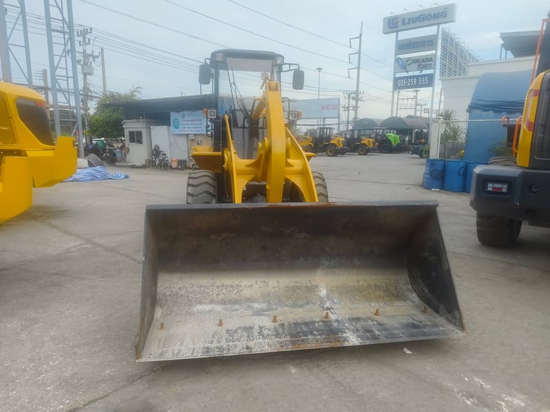 ขายรถตักคอกเกษตร 