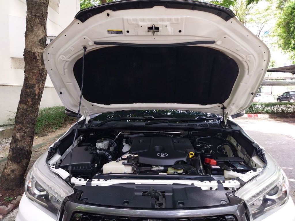 TOYOTA HILUX REVO 2.4 ENTRY PRERUNNER SMART CAB TOYOTA HILUX REVO 2.4 ENTRY PRERUNNER SMART CAB