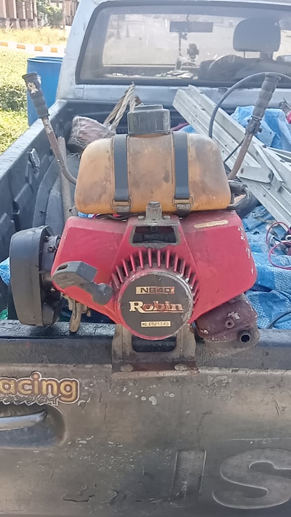 เครื่องตัดหญ้าวินเทจหายาก เครื่องตัดหญ้าวินเทจหายาก