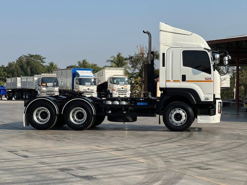 ISUZU GXZ 360 ปี 2566 (ไฟหน้าโฉมใหม่) ISUZU GXZ 360 ปี 2566 (ไฟหน้าโฉมใหม่)