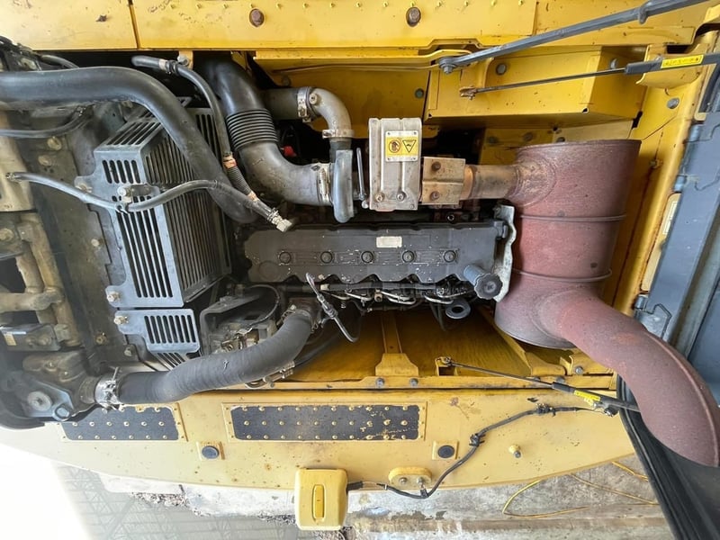 รถแบคโฮ PC210-10MO เดิมๆมือเดียว สีเดิมรอบคัน รถแบคโฮ PC210-10MO เดิมๆมือเดียว สีเดิมรอบคัน