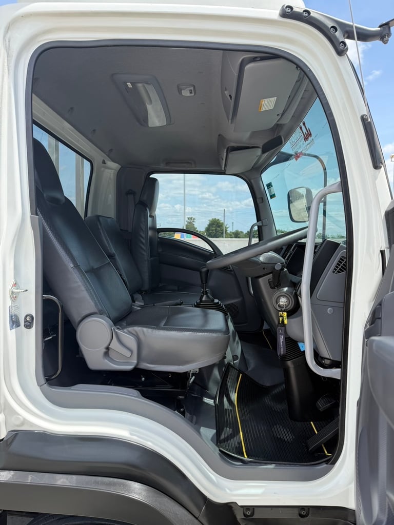 ไมล์ 4,570 กิโล❗️ISUZU FRR 210 ปี 2567 ไมล์ 4,570 กิโล❗️ISUZU FRR 210 ปี 2567