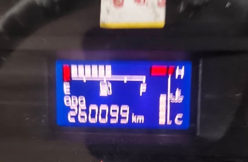HINO FM1A 344 ไมล์ 2 แสน พ่วงแม่ลูกตั้มพ์ อู่ สามมิตร ปี 2566 HINO FM1A 344 ไมล์ 2 แสน พ่วงแม่ลูกตั้มพ์ อู่ สามมิตร ปี 2566