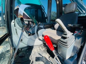 SK200-8X ไฟฟ้าครบ เครื่องปั้มแห้ง SK200-8X ไฟฟ้าครบ เครื่องปั้มแห้ง