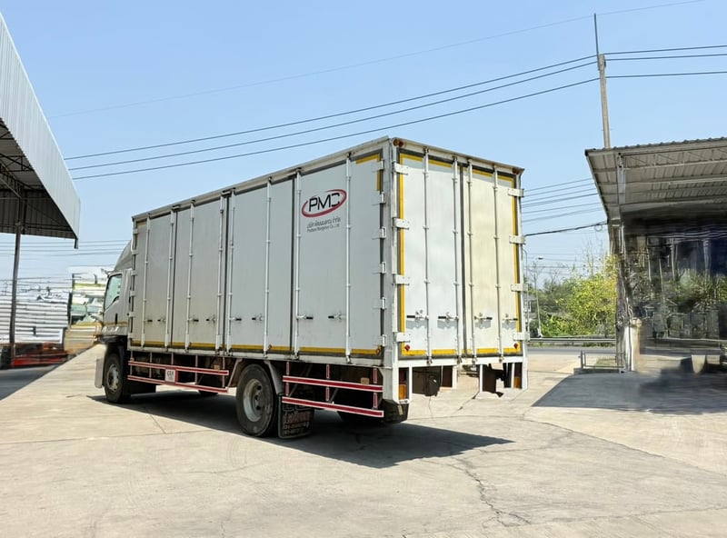 ขายเฉพาะตู้เเห้ง 10 บาน ตามรูปใส่รถ FTR 240