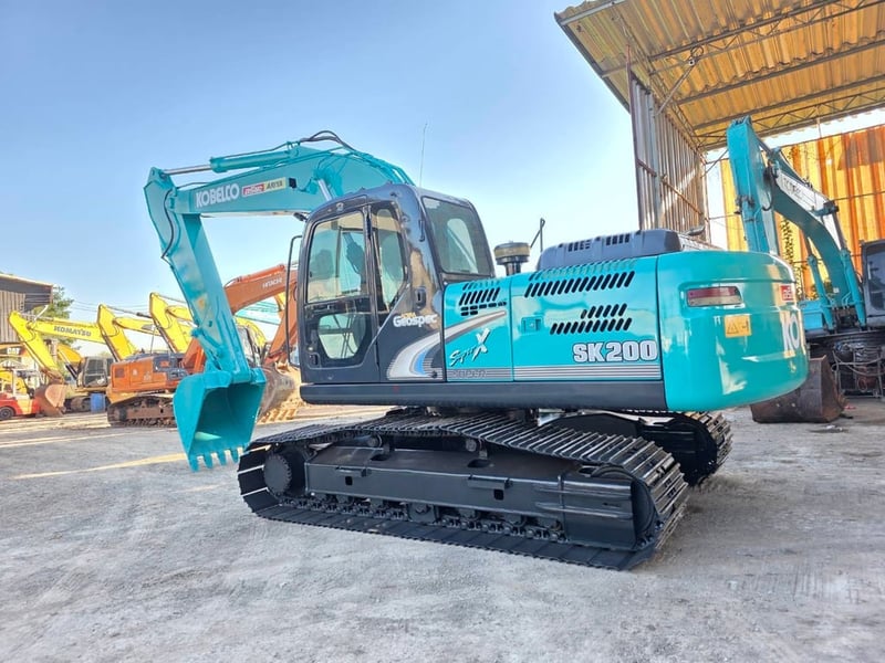 KOBELCO SK200-8 SUPPER X YN12-T9423   เครื่องปั้มดี