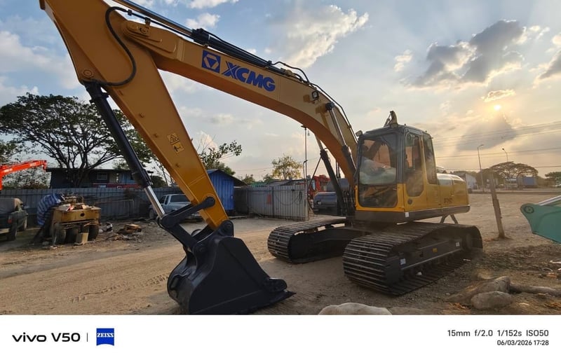 XCMG XE215C ชุดแจ้งจำหน่าย แอร์เย็นๆ