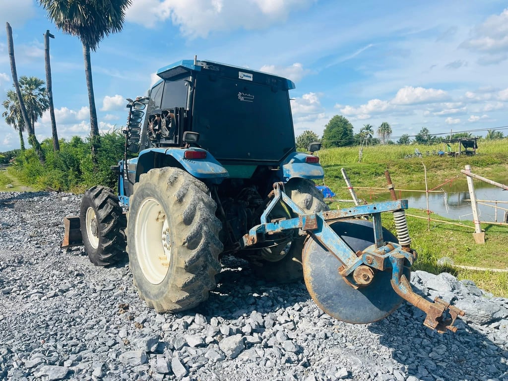 FORD 6640 นิวฮอร์แลนด์ 2 เพลา แอร์เย็น 