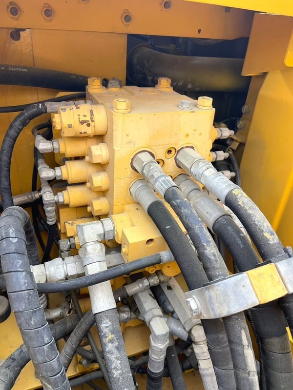 PC130-8 ชุดจดทะเบียน จอเหลือง กล้องหลัง 