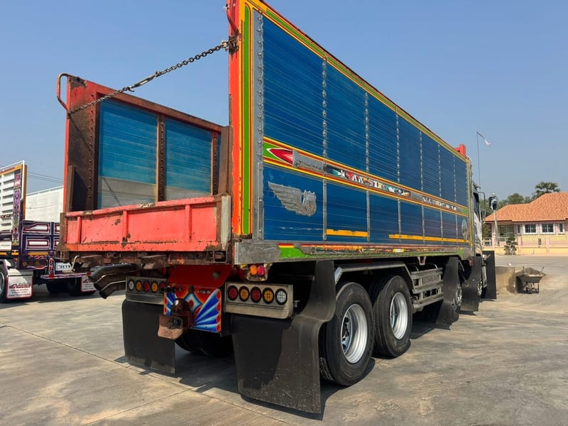 ISUZU FYH 360 ดั้มพ์คอกเกษตรปีเนียม