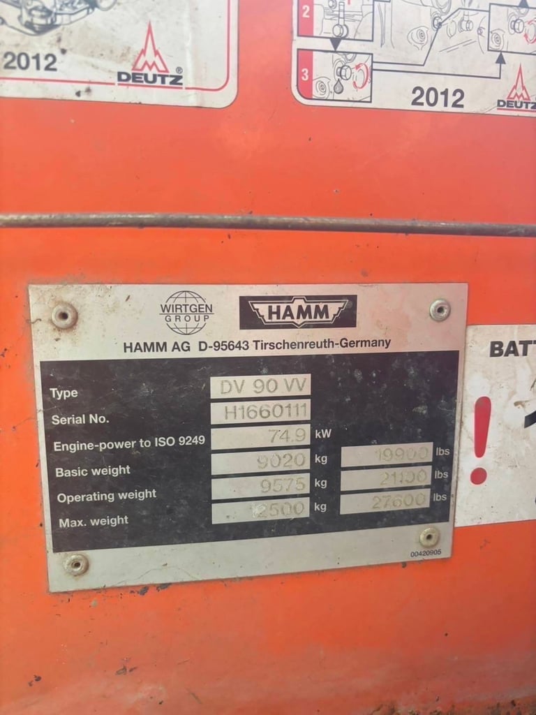 HAMM รุ่น DV90VV รถบท เบรกดาว ขนาด 9.5 ตัน เก๋งแอร์เย็น