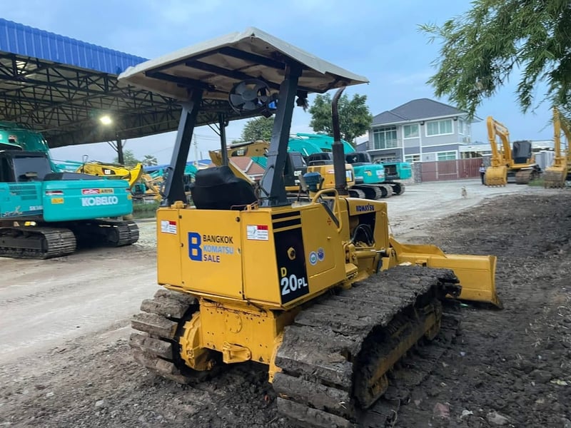 D20-6 มีสไลด์ เครื่องดีเกียร์ดี  ช่วงล่างดี