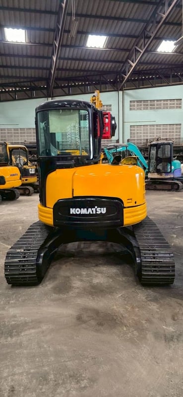 KOMATSU PC40FR (เก่าญี่ปุ่น) 4 ตัน เครื่องดีปั๊มแรง