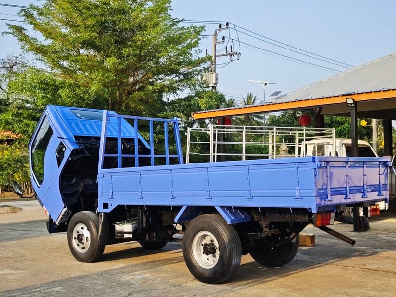 ISUZU NKR  120 รถประกอบ ไม่ติดเวลา ยาว 3.5 เมตร