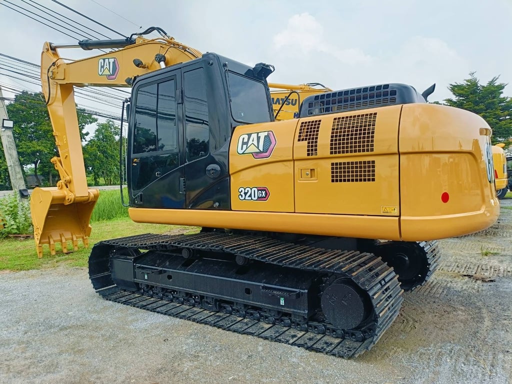 CAT 320GX  ไมล์ ช.ม 3000  เล่มทะเบียน 