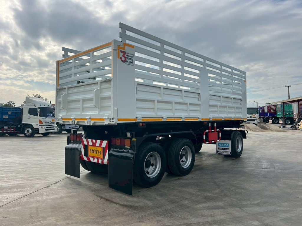 ขายลูกพ่วงดั้มพ์ 3 เพลา  ปี 2557 อู่ ป๊อด