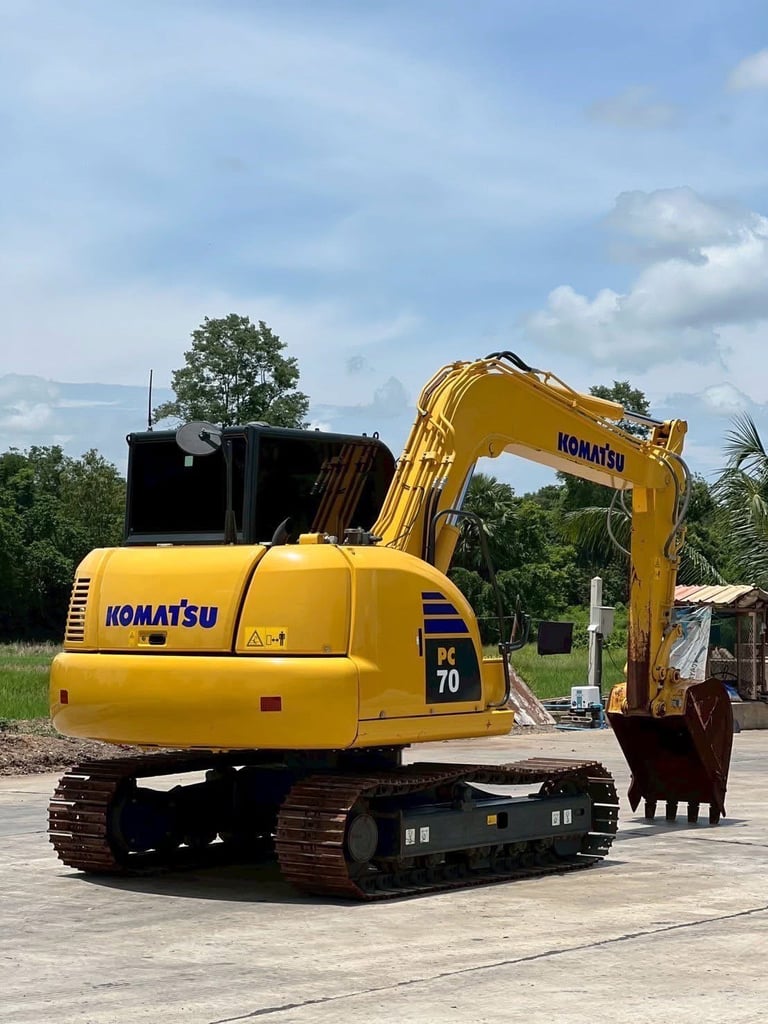 ไมล์ ช.ม 898❗️KOMATSU PC70-8   PM เหลือ 4,000