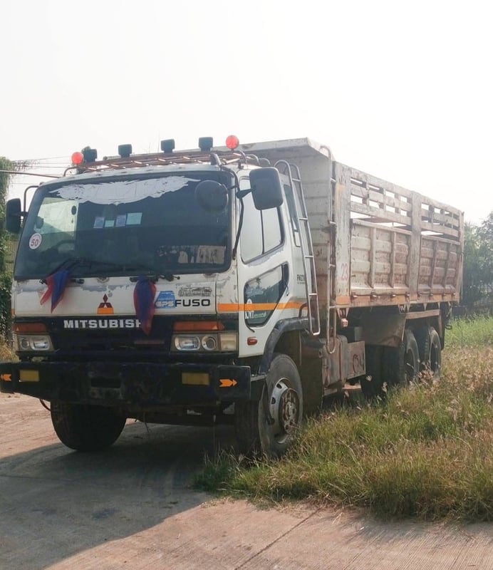 mitsubishi 260 ปี2553 ดั้มพ์หินทราย