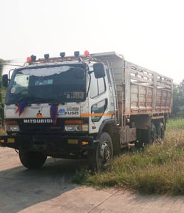 mitsubishi 260 ปี2553 ดั้มพ์หินทราย