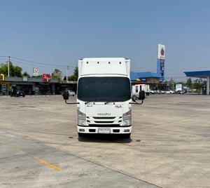 ISUZU NLR 130 แรง 4ล้อตู้แห้ง 