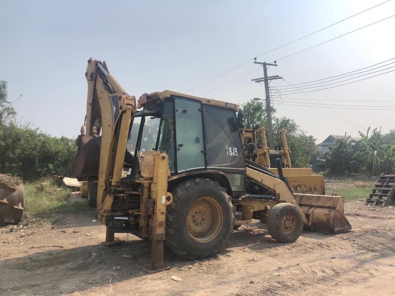 CATERPILLAR 424D รถตักหน้าขุดหลัง ไฟฟ้าครบ  แอร์เย็น 