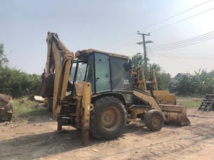 CATERPILLAR 424D รถตักหน้าขุดหลัง ไฟฟ้าครบ  แอร์เย็น 