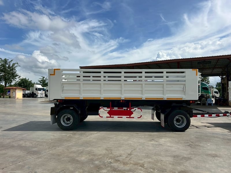 ขายด่วน ลูกพ่วงดั้มพ์( สำหรับ 6 ล้อ ) ขายด่วน ลูกพ่วงดั้มพ์( สำหรับ 6 ล้อ )