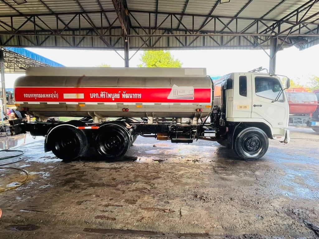 MITSUBISHI FUSO FM 270แรงม้า รถบรรทุก 10ล้อ กึ่งพ่วงตู้ห้องเย็น ปี2017