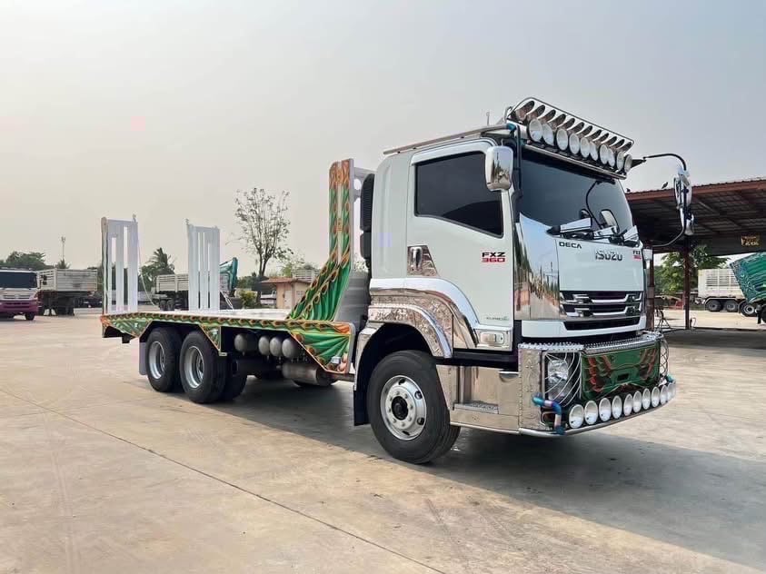 10ล้อ FXZ 360 แรง หางปลาบรรทุกรถ
