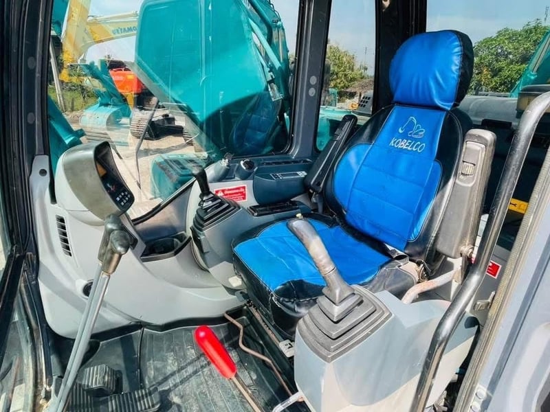 SK200-8สุเปอรX ไฟฟ้าครบ เดิมทั้งคัน แอร์เย็น SK200-8สุเปอรX ไฟฟ้าครบ เดิมทั้งคัน แอร์เย็น