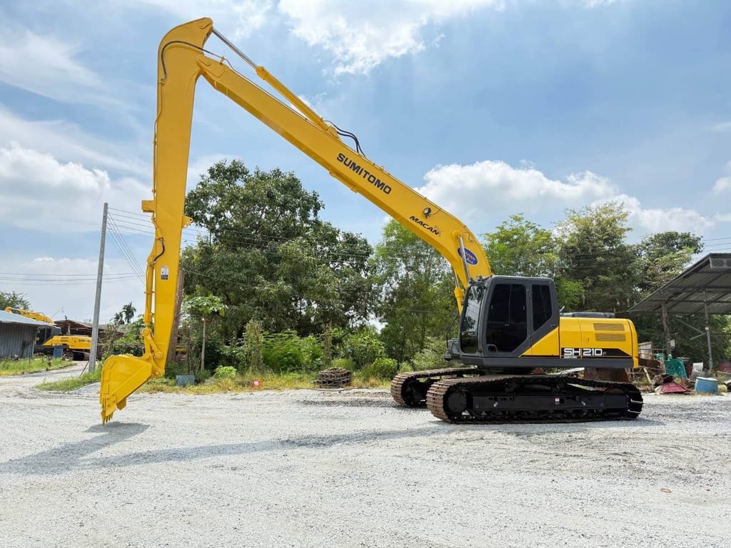 ไมล์ 8.900❗️Sumitomo SH210-5F บูมยาว 16 เมตร ไมล์ 8.900❗️Sumitomo SH210-5F บูมยาว 16 เมตร
