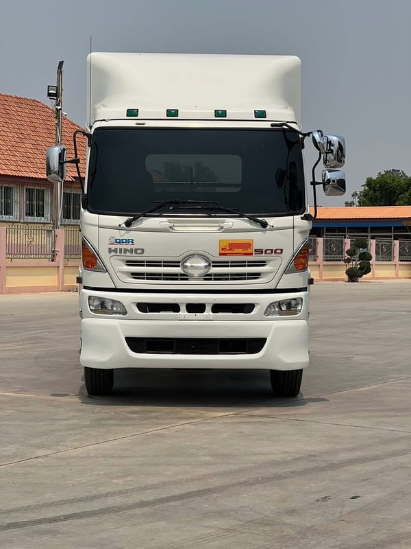 HINO FM2P 380 หัวลากจอมพลัง ซีรีส์ 500 เบรคแห้ง HINO FM2P 380 หัวลากจอมพลัง ซีรีส์ 500 เบรคแห้ง