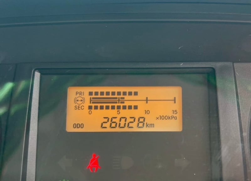 ISUZU FVM 300 MT 10ล้อติดเครน ZE 5 ตัน