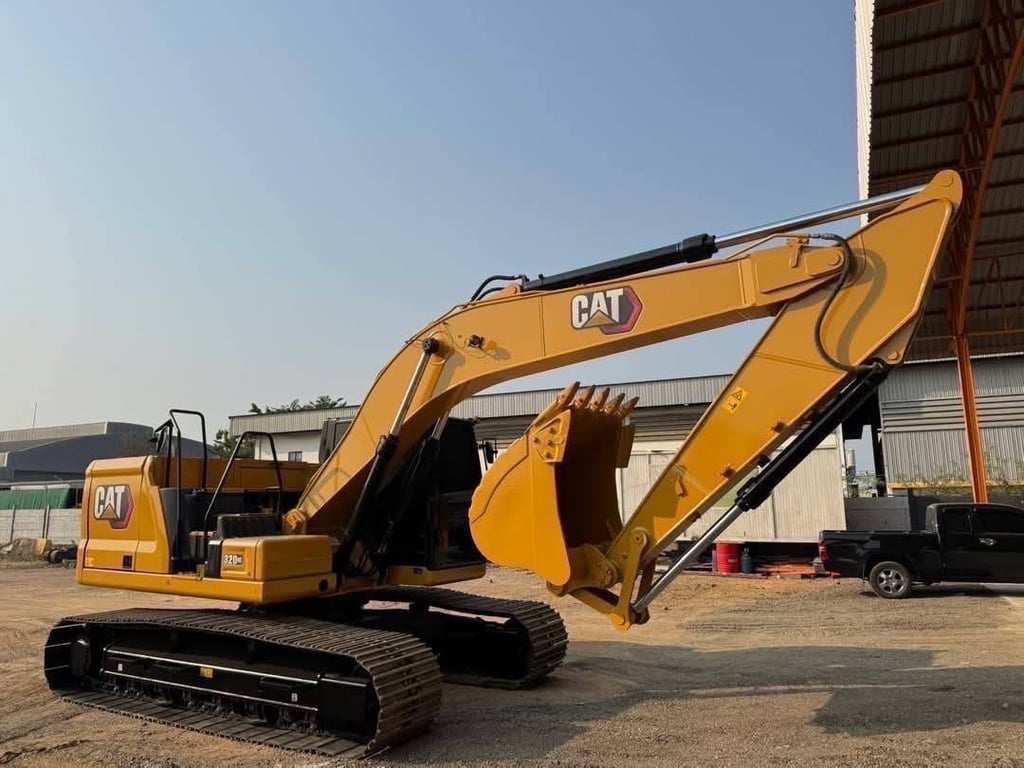 ไมล์ ชม 3400❗️CAT320 เน็กเก็น ตัวล่าสุด