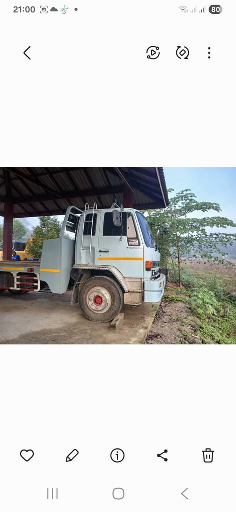 ISUZU ROCKY 175 แรง ท้ายลาดบรรทุกรถ เครื่อง 6BG1 สโลกลาง 2 เพลา ISUZU ROCKY 175 แรง ท้ายลาดบรรทุกรถ เครื่อง 6BG1 สโลกลาง 2 เพลา