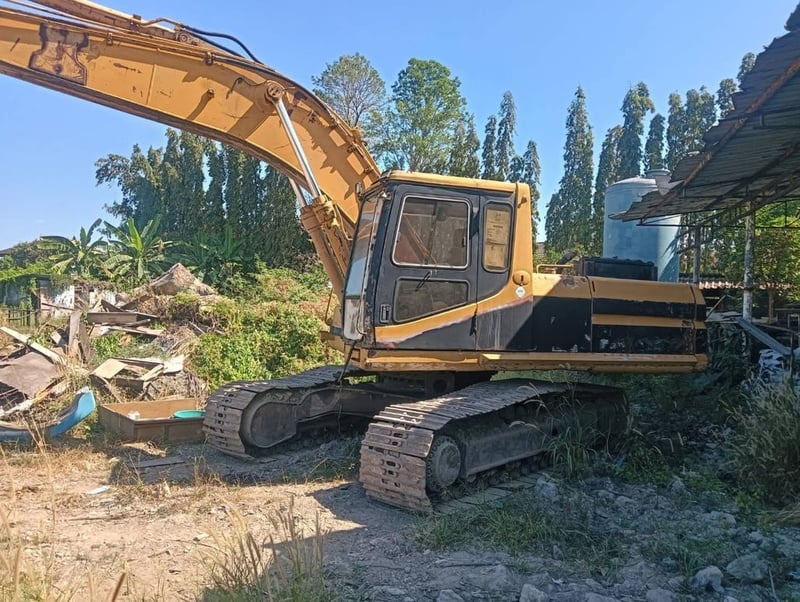 CATERPILLAR 325 สนใจ. 088-9799578 เครื่องปั้มดี ช่วงล่าง ตามสภาพ CATERPILLAR 325 สนใจ. 088-9799578 เครื่องปั้มดี ช่วงล่าง ตามสภาพ