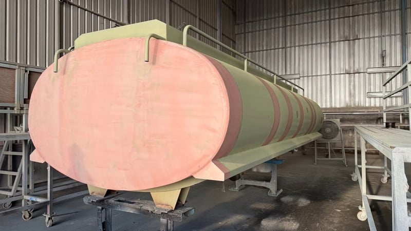 HINO FM8J 260 บรรทุกน้ำ ใส่แท็งก์ใหม่ HINO FM8J 260 บรรทุกน้ำ ใส่แท็งก์ใหม่