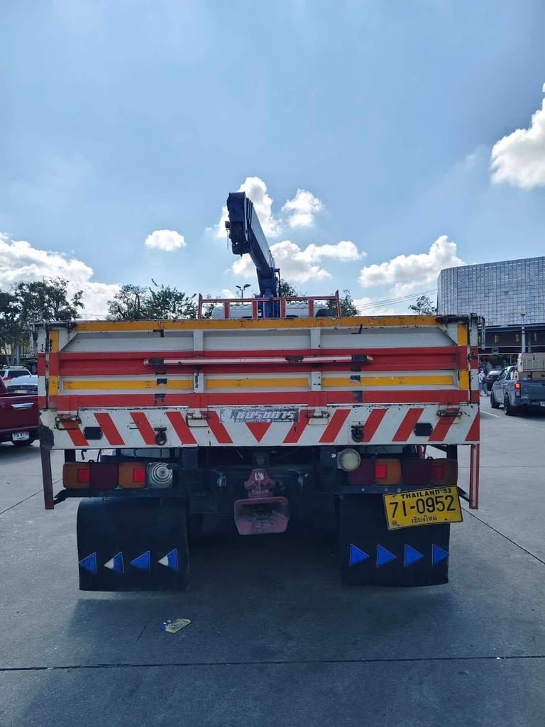 ฟรีๆ❗️ค่าจัด ค่าโอน ค่าส่ง ทั่วไทย HINO เมก้า 380 ปี 2557  ติดเครน 5 ตัน