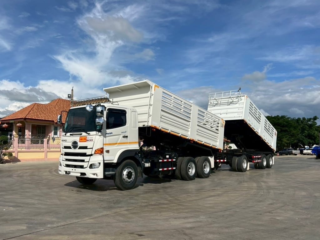 พ่วงแม่ลูก HINO FM1A 344 แรง ดั้มพ์ สามมิตร พ่วงแม่ลูก HINO FM1A 344 แรง ดั้มพ์ สามมิตร
