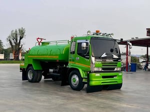 SUZU FTR 200 แรง 6ล้อทุกน้ำ แท็งก์จุ 6000 ลิตร  ไมล์ 13,565