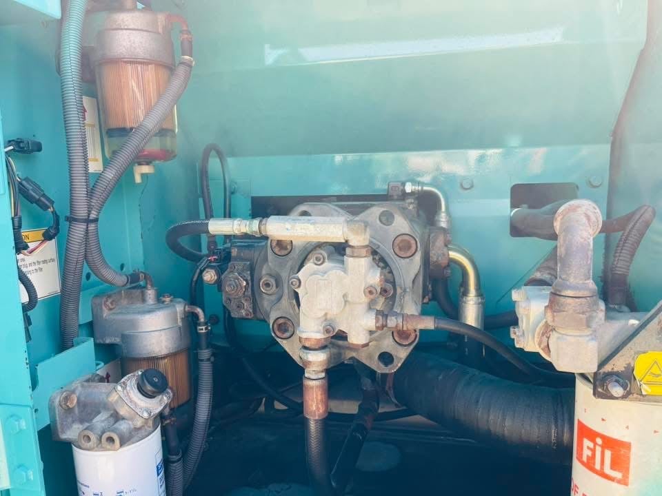 SK200-8X เล่มทะเบียน ไฟฟ้าครบ ระบบดี  เครื่อง-ปั้มแห้ง