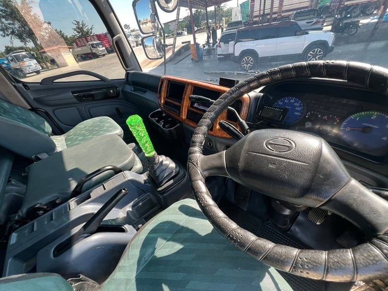 HINO FM1J 245 แรง เครื่องเดิม เกียร์ ZF เลขไมล์ 366940 กิโล HINO FM1J 245 แรง เครื่องเดิม เกียร์ ZF เลขไมล์ 366940 กิโล