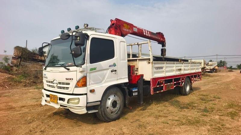 HINO FG8J 212 แรง ติดเครน5ตัน  ปี 2558