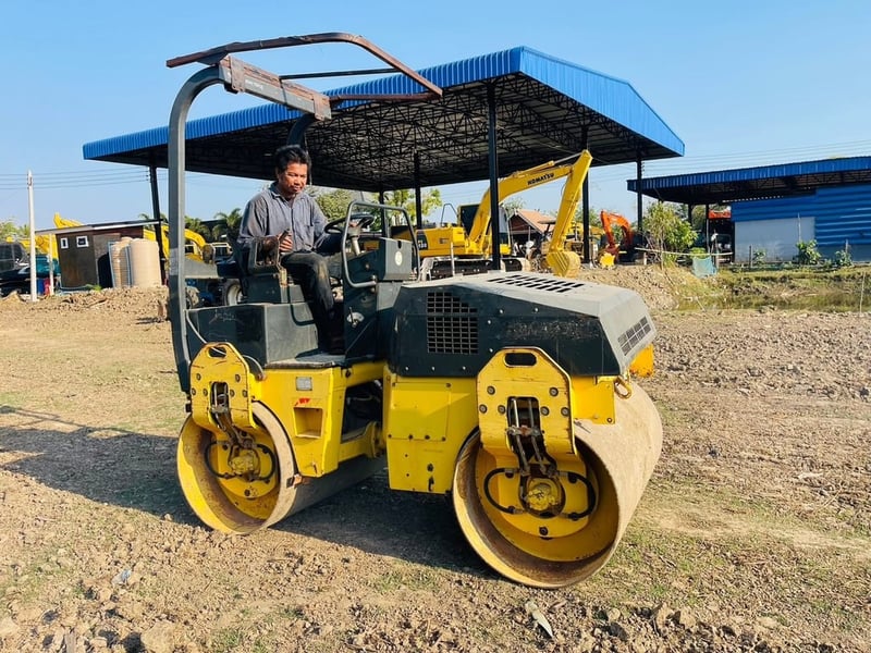 รถบด โบแม้ก 3.5 ตัน สองเพลา