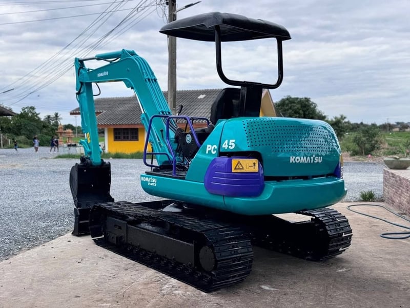 𝑲𝑶𝑴𝑨𝑻𝑺𝑼 𝑷𝑪𝟒𝟓-𝟕 คอลโทรลน้ำมัน 