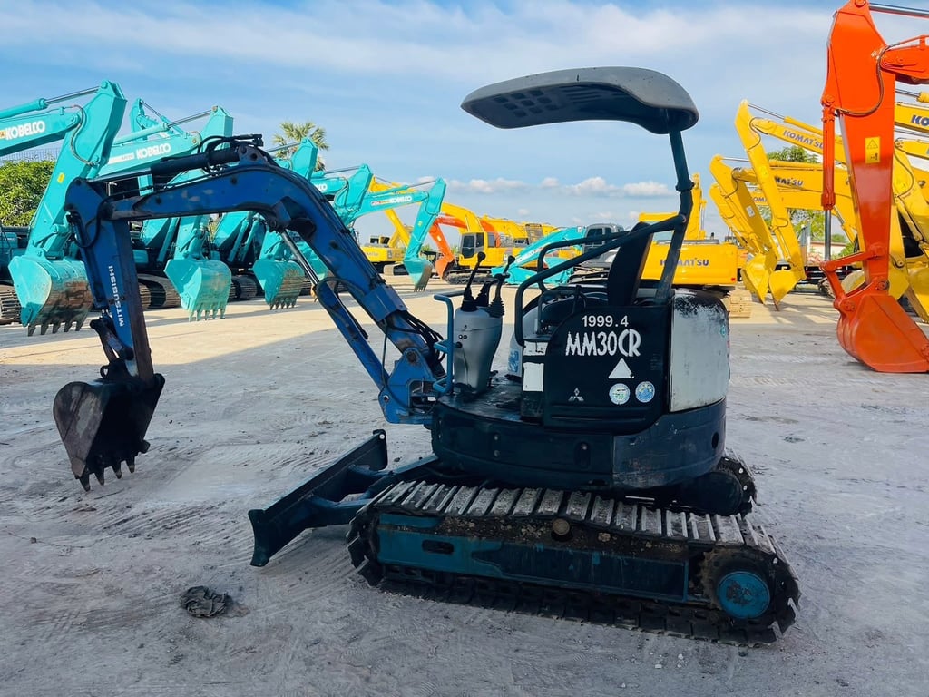 มิชุมิชิ MM30CR เก่านอก เครื่องดี ปั๊มแรง มีใบดันหน้า 