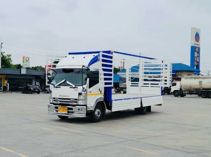 ISUZU FRR 210 แรง กะบะต่อใหม่พื้นสแตนเหล็ด